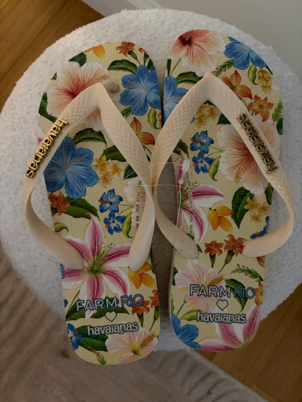 FARM RIO HAVAIANAS Floral Print Sandals with Cream Straps